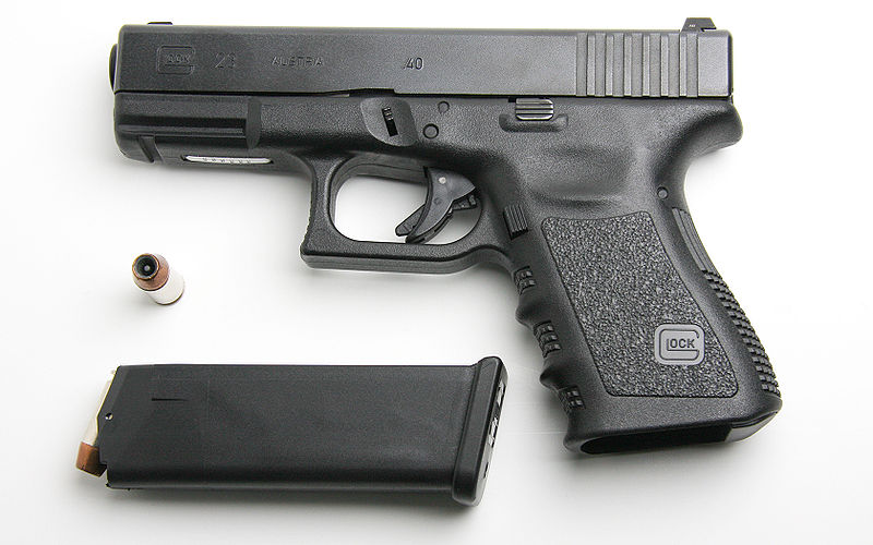 glock 40 features glock 23 pistol A lightweight weapon with the amazing 15-rounds capacity